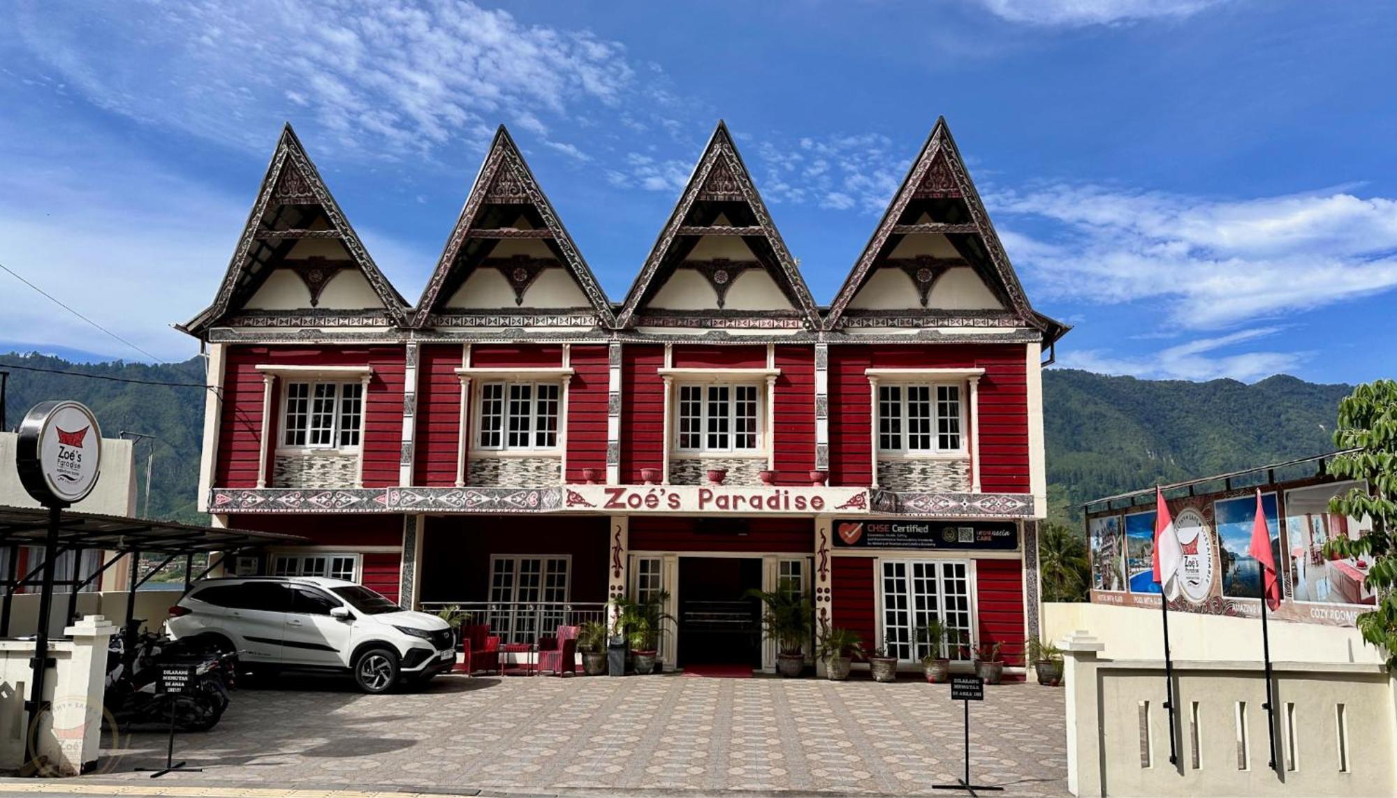 Zoe'S Paradise Waterfront Hotel Tuk Tuk Exterior photo