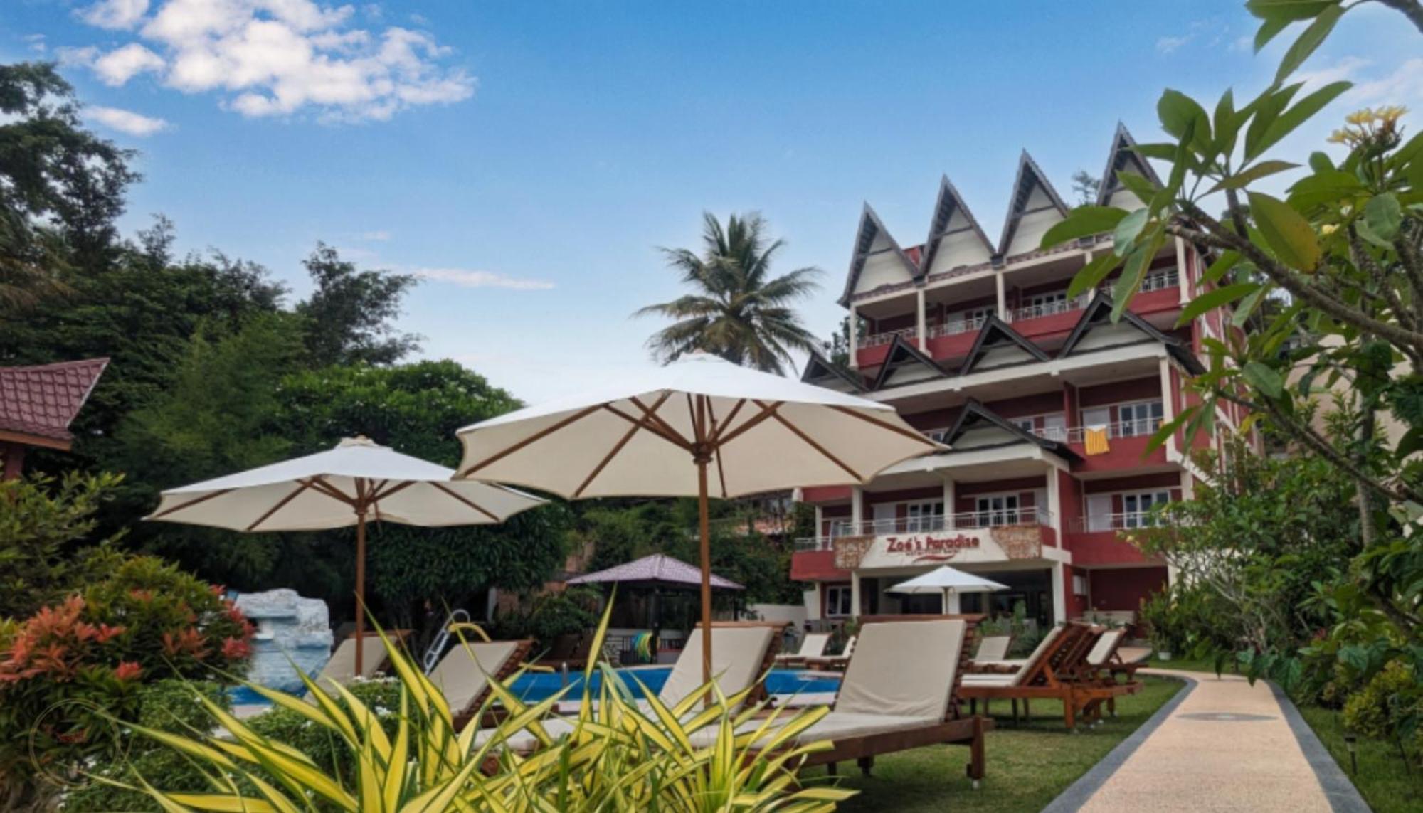 Zoe'S Paradise Waterfront Hotel Tuk Tuk Exterior photo